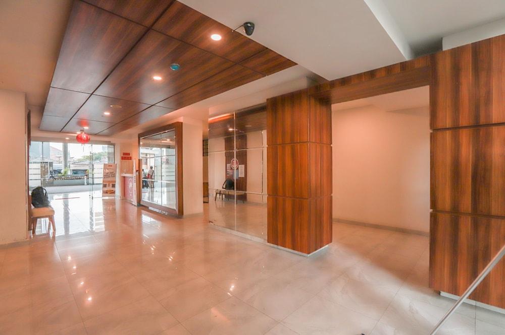 Flagship 210 Amethyst Kemayoran Jakarta Exterior foto